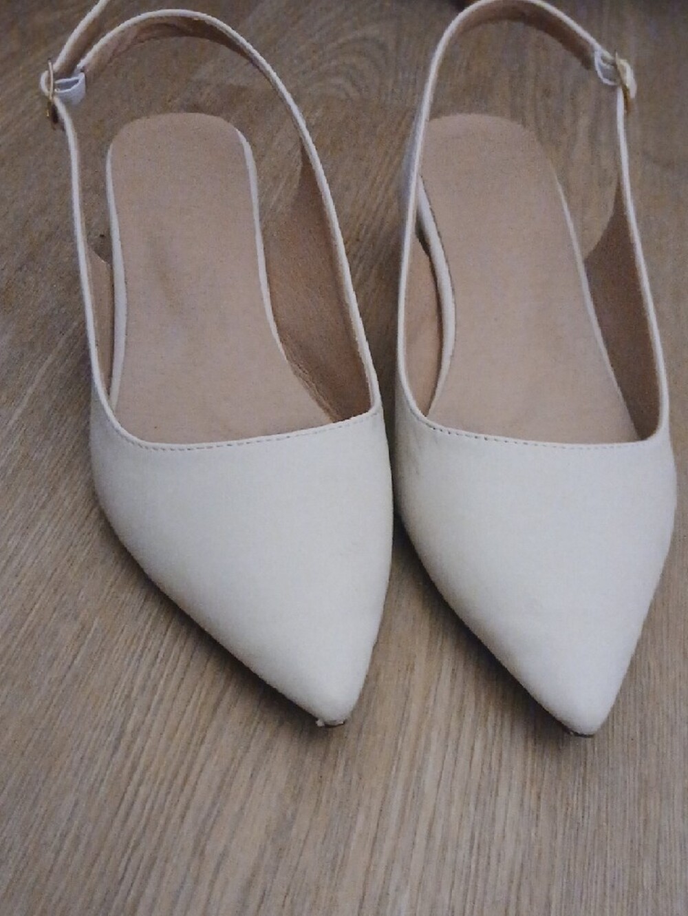 Cream Kitten Heels - Picture 2 of 3